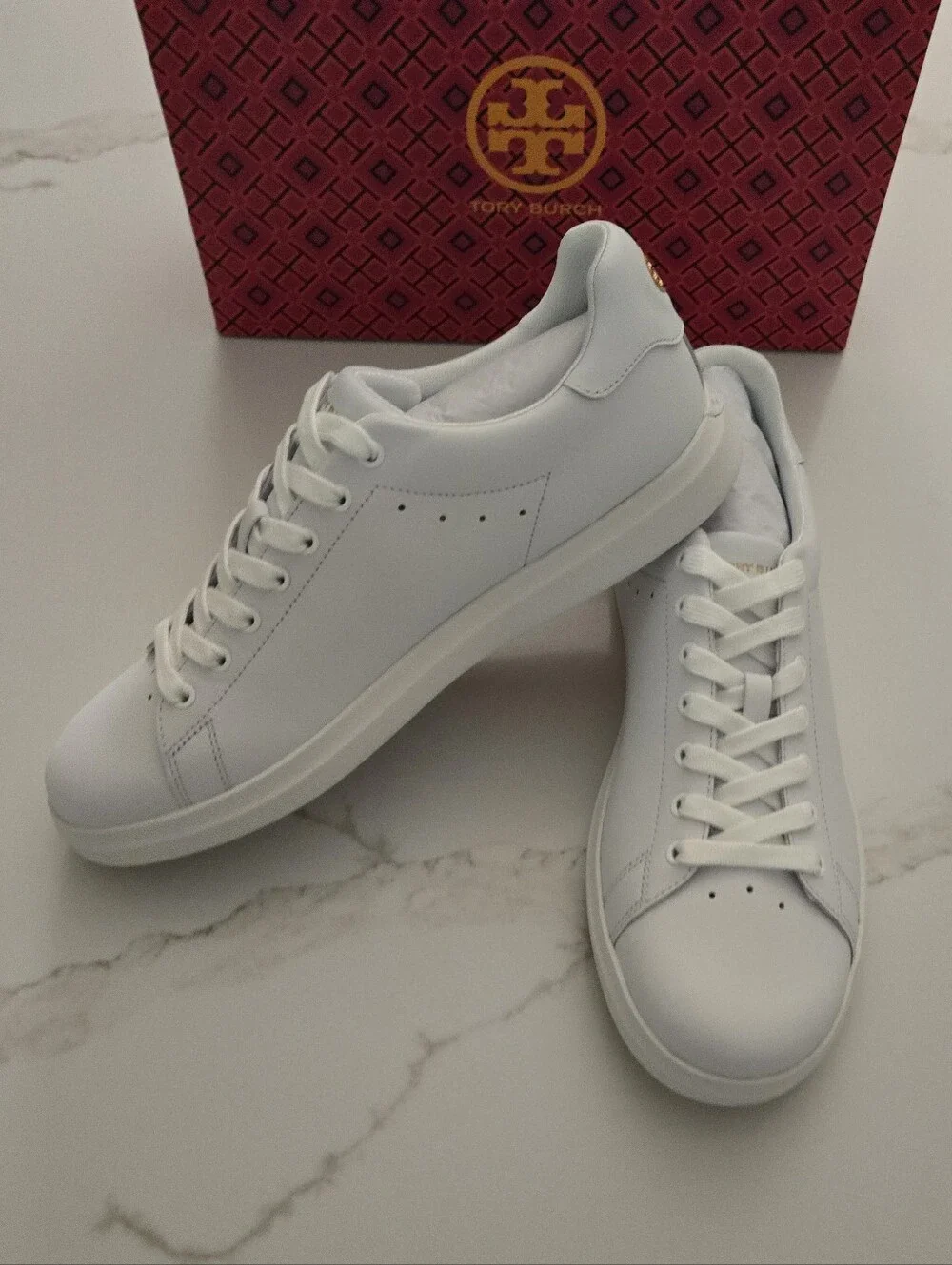 NWT Tory Burch Howell Court White Leather Sneakers